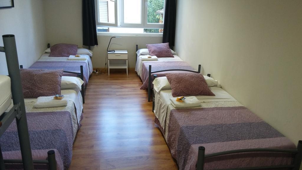 Alma Del Camino - Rooms & Albergue Sarria Exteriör bild